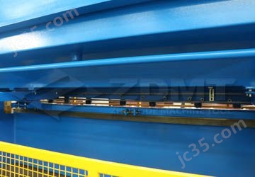 剪板機后擋料